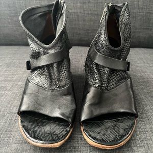 AS 98 Black Heeled Sandals